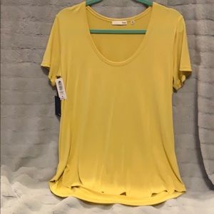 NWT Wilfred free t-shirt yellow, size medium
